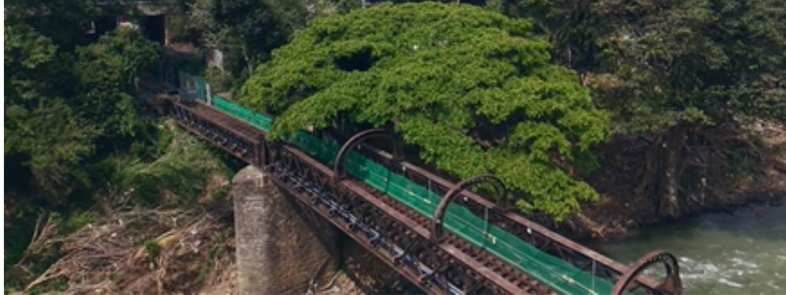 Peradeniya Bridge Nears Completion